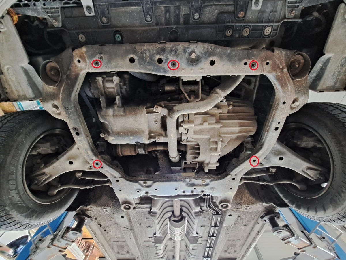 Hyundai Verna variklio apsauga 2005-2010 - Image 4