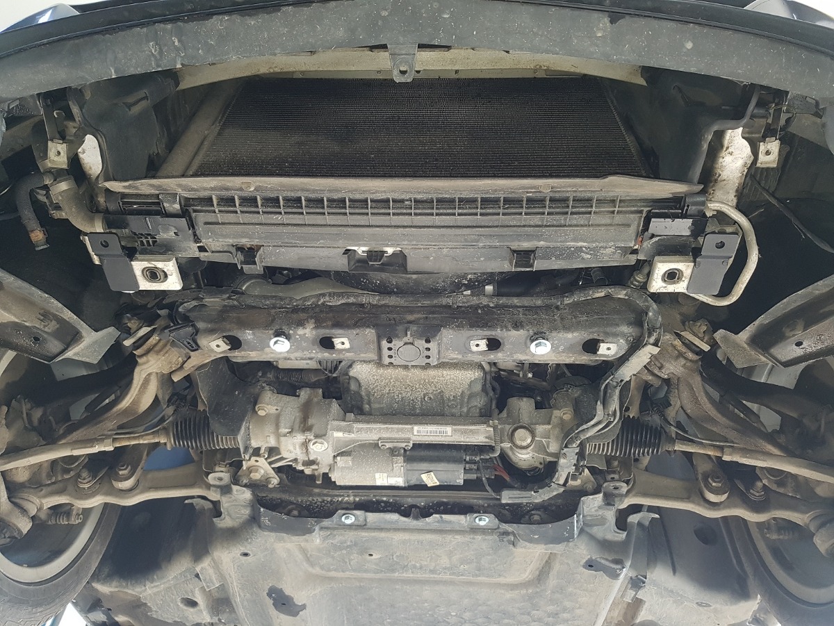 Mercedes C-Class W205 4x4 variklio apsauga 2014-2021 - Image 5