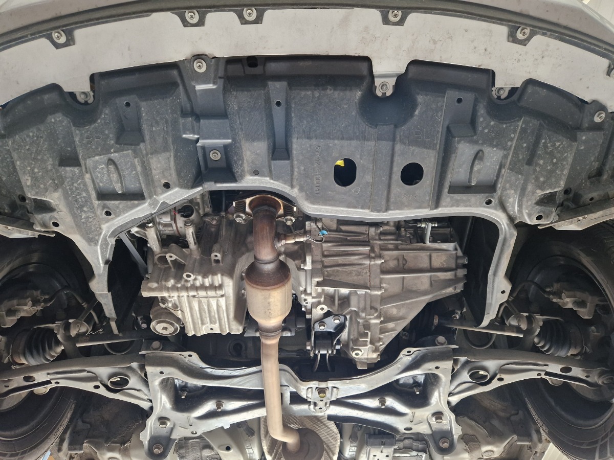 Toyota Yaris variklio apsauga 2011-2020 - Image 4