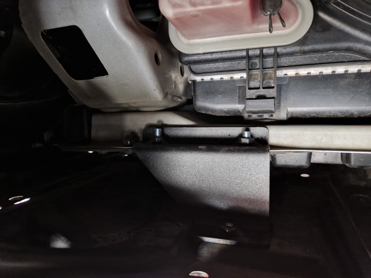 Toyota Yaris variklio apsauga 2011-2020 - Image 5